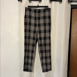 Straight Leg Cropped Pants